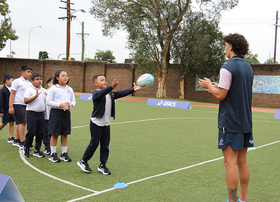 Wallabies visit St John's Auburn, rugby skills