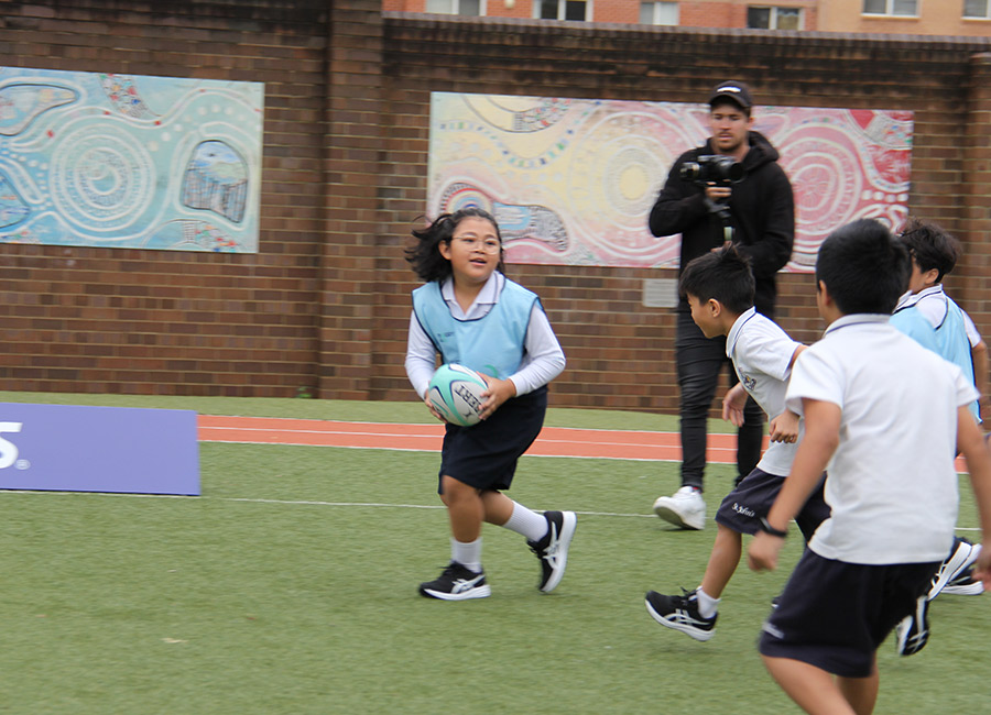 Wallabies visit St John's Auburn, Rugby skills