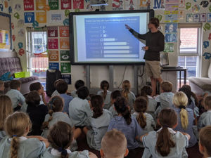 St Aloysius Catholic Primary School Cronulla students being taught ways to improve our ocean health