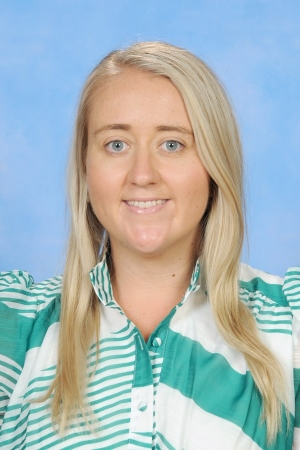 Courtney McNally has been recognised as the Central and Northern Sydney Region VET Trainer/Teacher of the Year in the 2022 NSW Training Awards